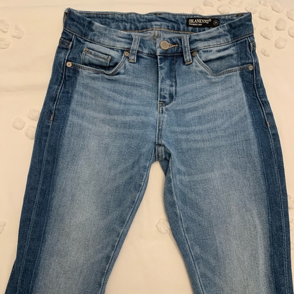 Blank NYC The Reade Crop Jeans - Picture 3 of 5